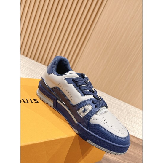 LV SNEAKERS