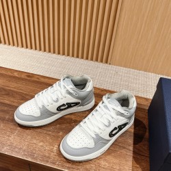B57 Sneakers