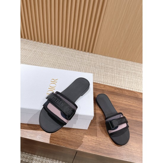 slippers slippers