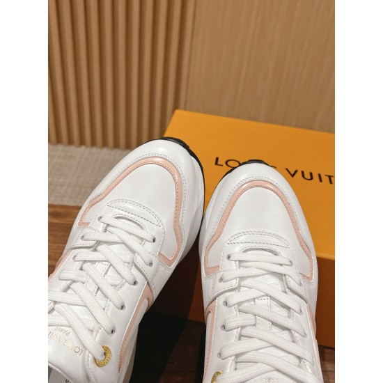 LV SNEAKERS