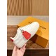 LV SNEAKERS