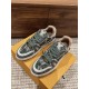 LV SNEAKERS