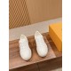 LV SNEAKERS