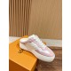 LV SNEAKERS