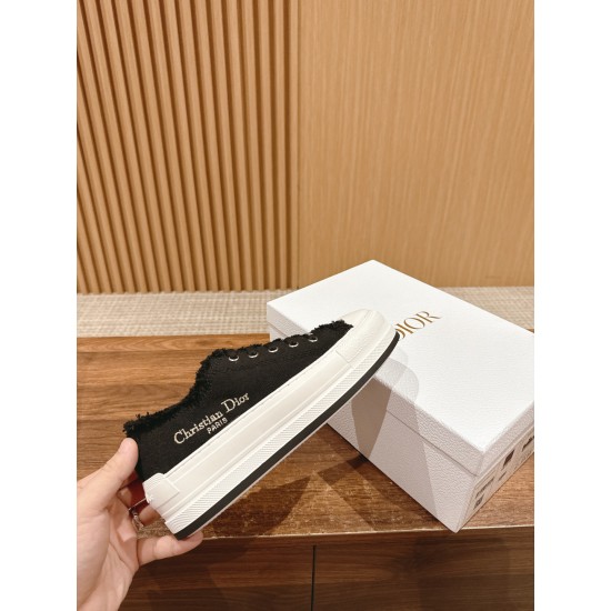 Embroidered Canvas Shoes Embroidered Canvas Shoes