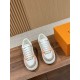 LV SNEAKERS