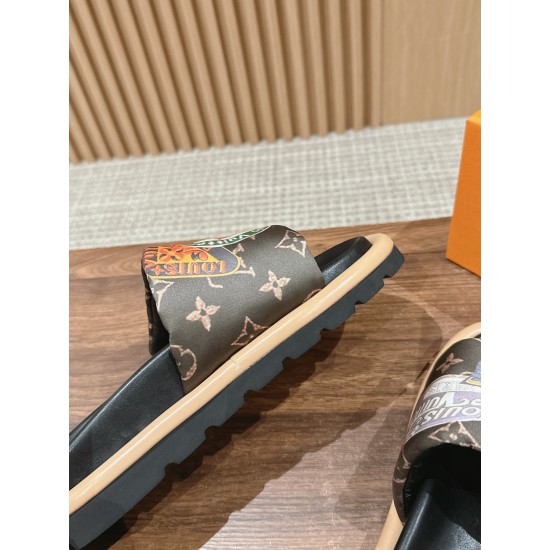 LV SLIPPERS