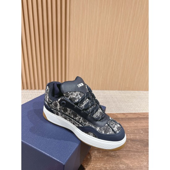 sneakers sneakers