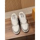 LV SNEAKERS