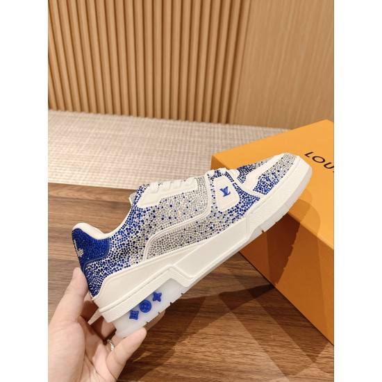 LV SNEAKERS