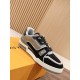 LV SNEAKERS