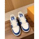 LV SNEAKERS
