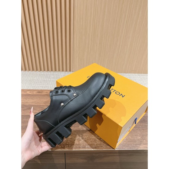 LV Sneakers