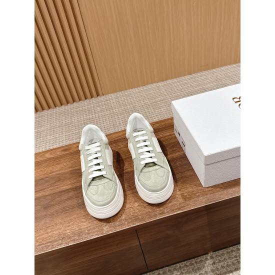 Thick sole Sneakers
