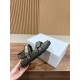 slippers slippers
