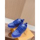 LV SNEAKERS