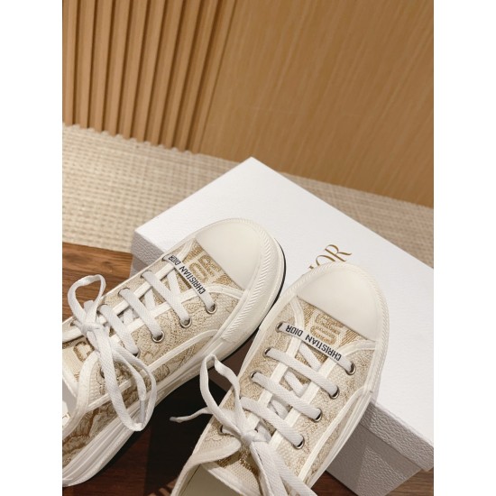 Embroidered Canvas Shoes Embroidered Canvas Shoes