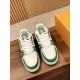 LV SNEAKERS