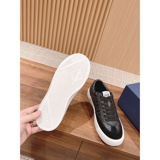 B101 Sneakers