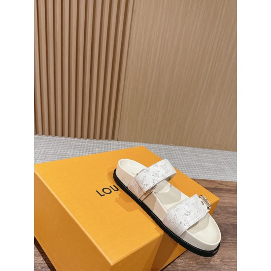 LV SLIPPERS