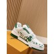 LV SNEAKERS