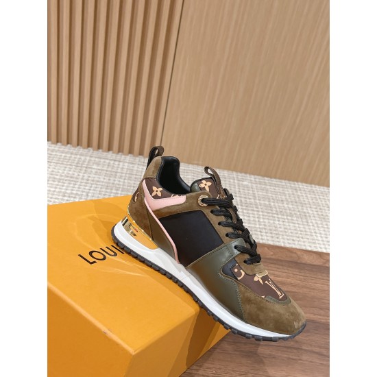 LV SNEAKERS
