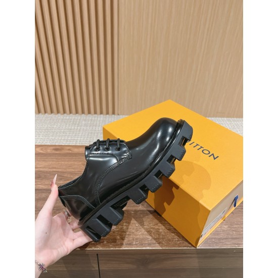 LV Sneakers