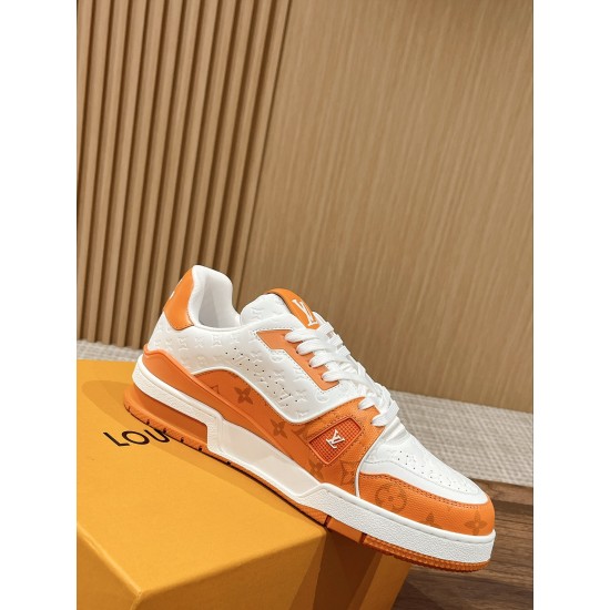 LV SNEAKERS