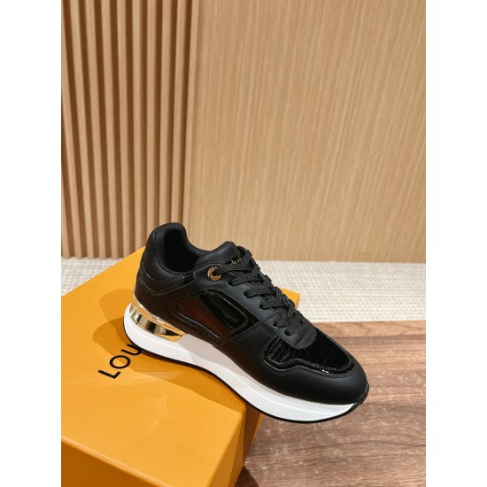 LV SNEAKERS