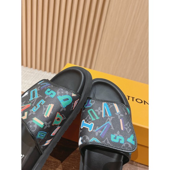LV SLIPPERS