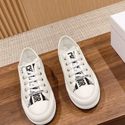 Embroidered Canvas Shoes