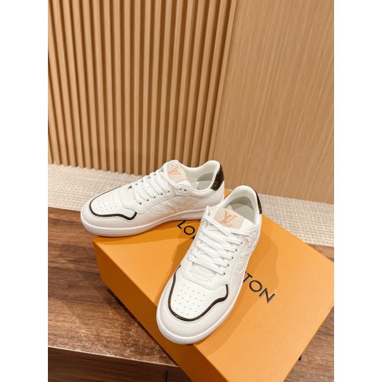 LV SNEAKERS