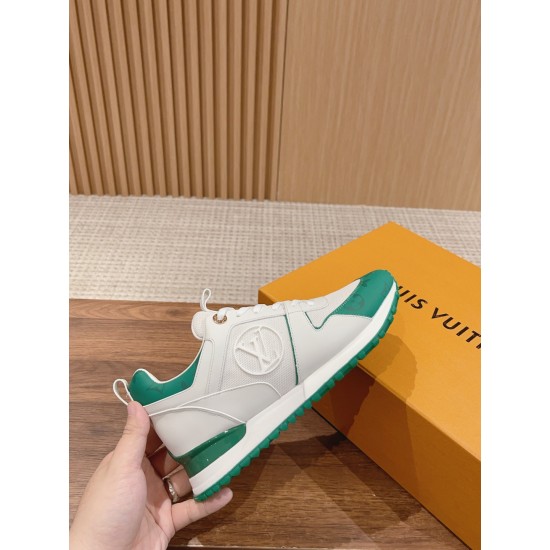 LV SNEAKERS