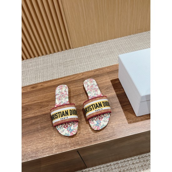 slippers slippers