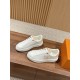 LV SNEAKERS