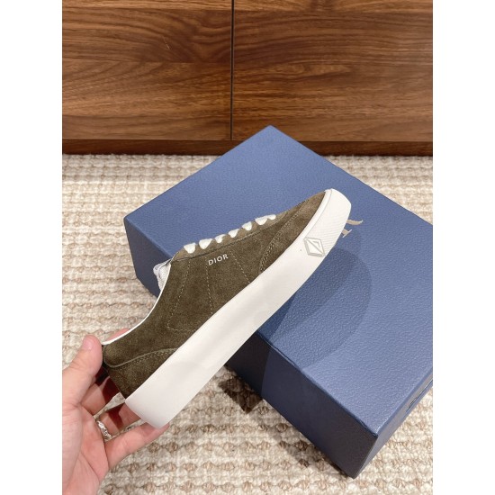 B101 Sneakers