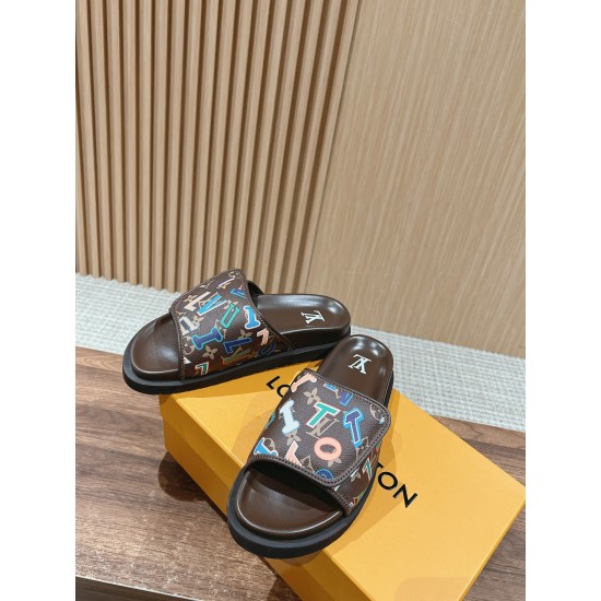 LV SLIPPERS