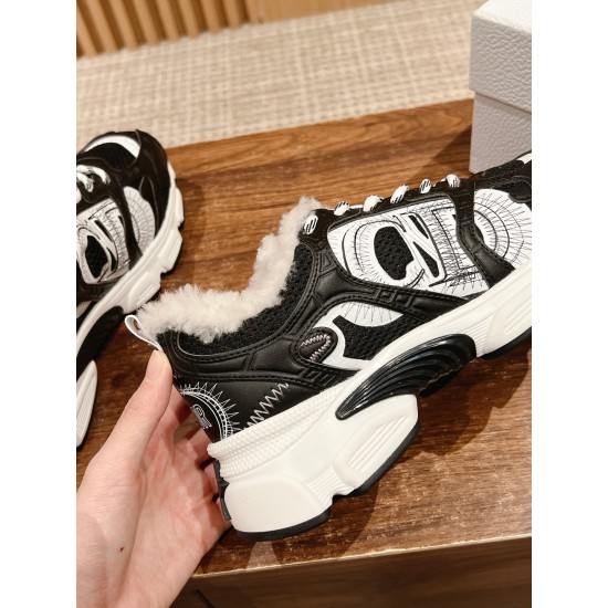 dior chrono sneakers