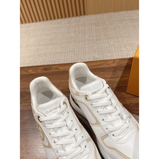 LV SNEAKERS