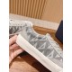 B101 Sneakers