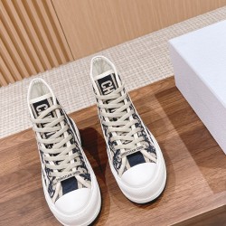 Embroidered Canvas Shoes