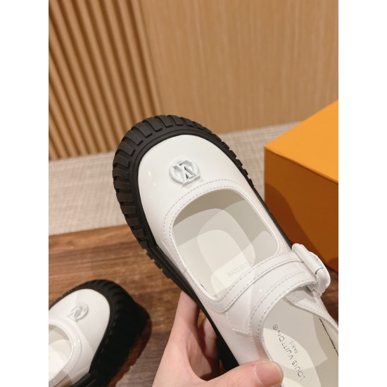 LV Sneakers