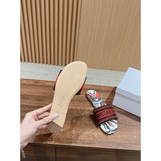 slippers slippers