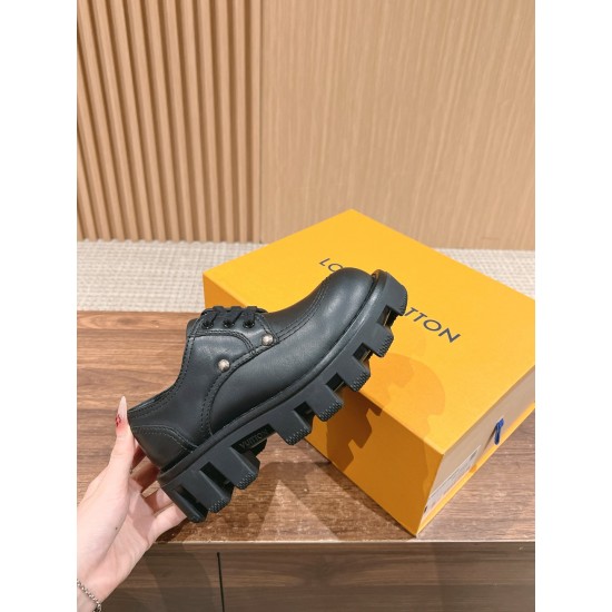 LV Sneakers