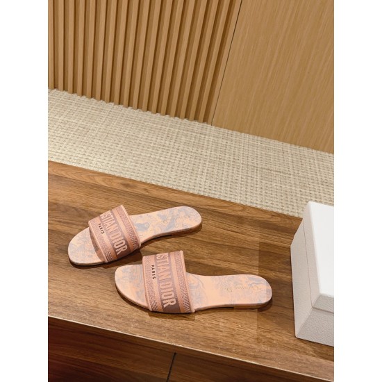 slippers slippers