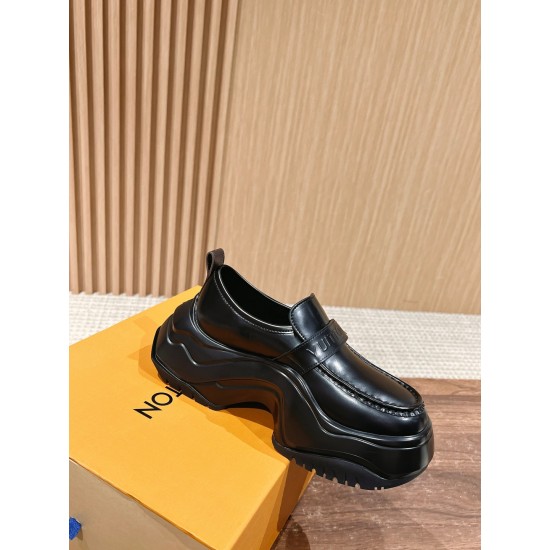 LV Sneakers
