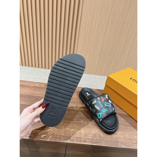 LV SLIPPERS