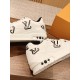 LV SNEAKERS