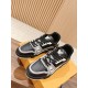 LV SNEAKERS