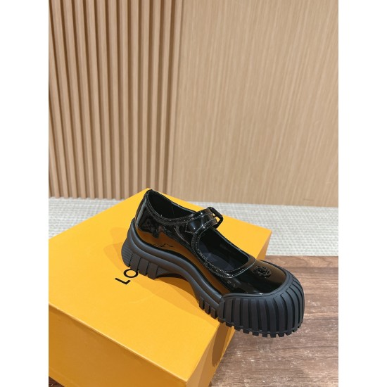 LV Sneakers